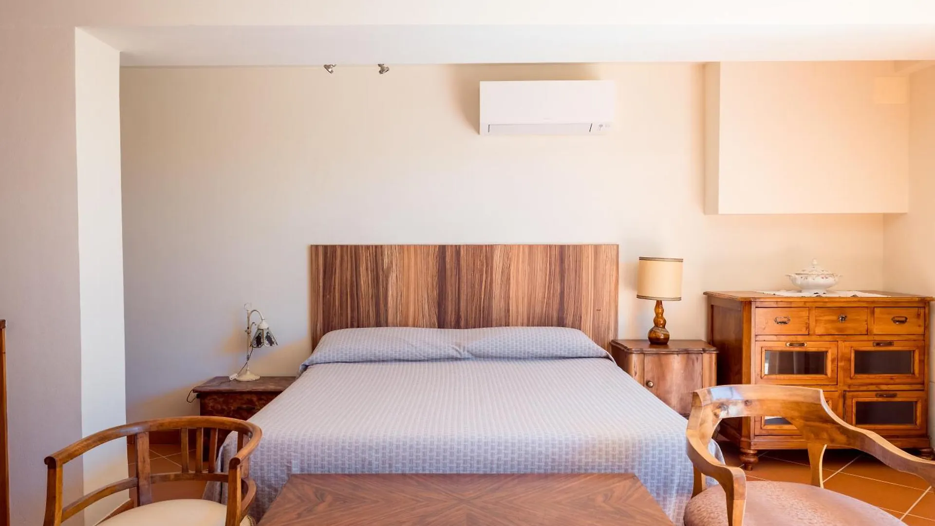La Catena Apartment With Pool Italy